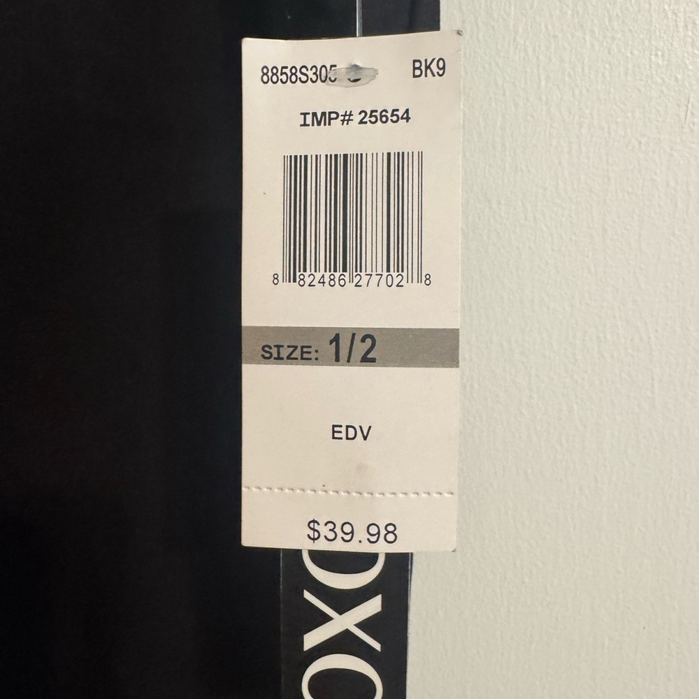 XOXO Women's Elegant Black Suit Jacket and Pants set NWT - Picture 5 of 5